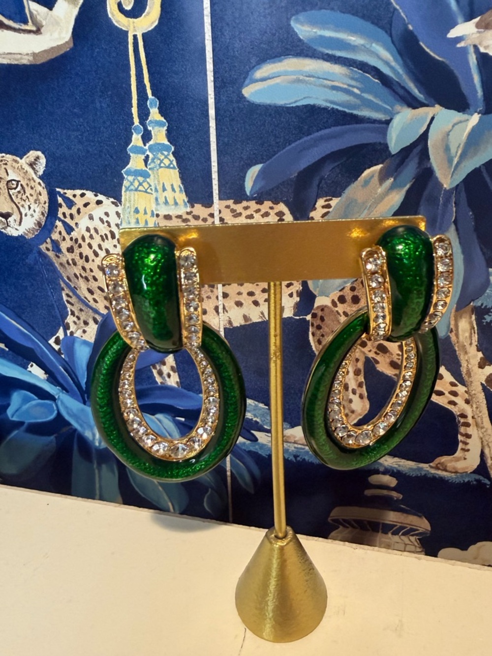 Catwalk Jon Earrings - Picture 4 of 8